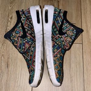 Nike Men’s Multicolor Knit Running Shoes